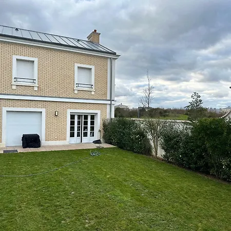 Family'S House - Villa Proche De La Vallee Village Et Disneyland Paris ,2 Parkings Serris Exterior photo