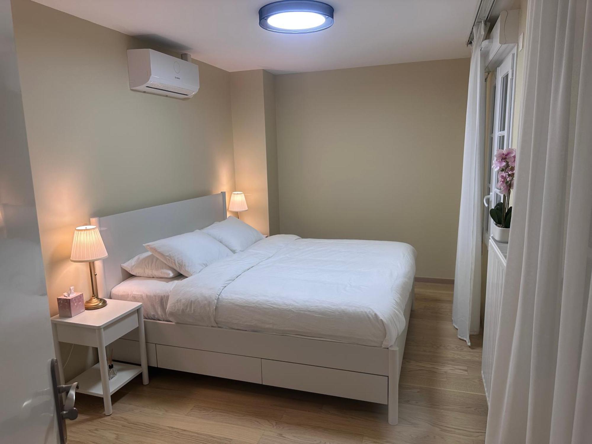 Family's House - Proche De La Vallee Village Et Disneyland Paris ,2 Parkings Holiday home
