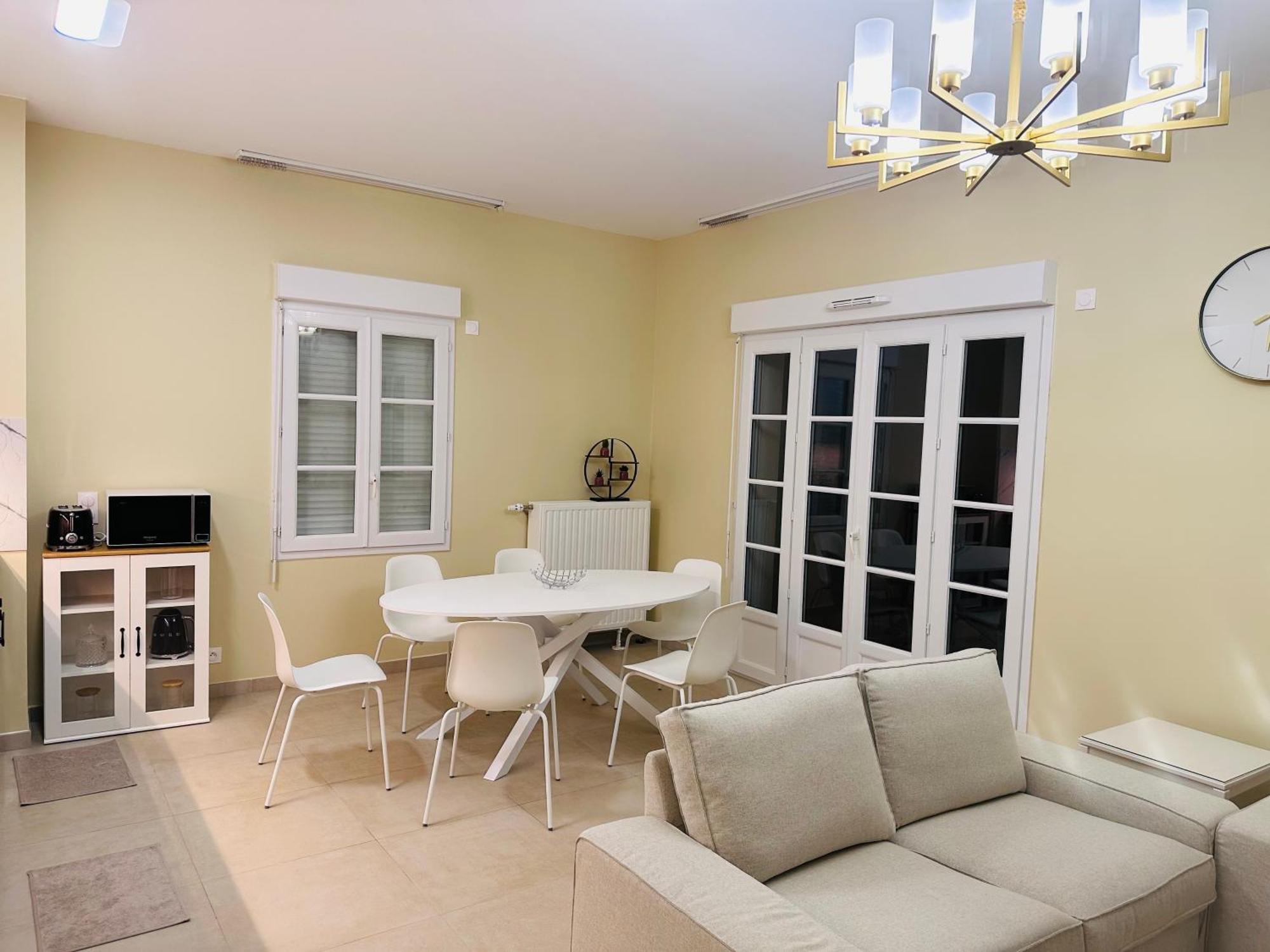 Family's House - Proche De La Vallee Village Et Disneyland Paris ,2 Parkings *